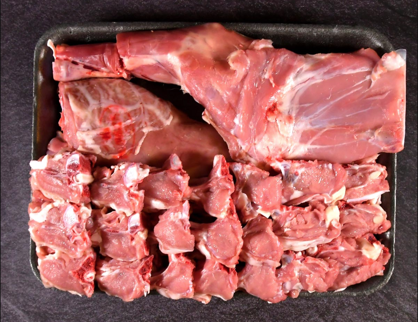 1/2 cabrit tallat (4-5 kg), carn de cabrit natural i saludable